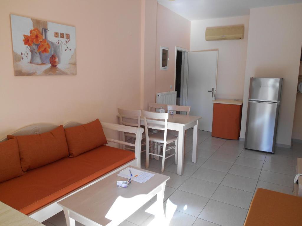 Mirtini Apartments Миртос Экстерьер фото